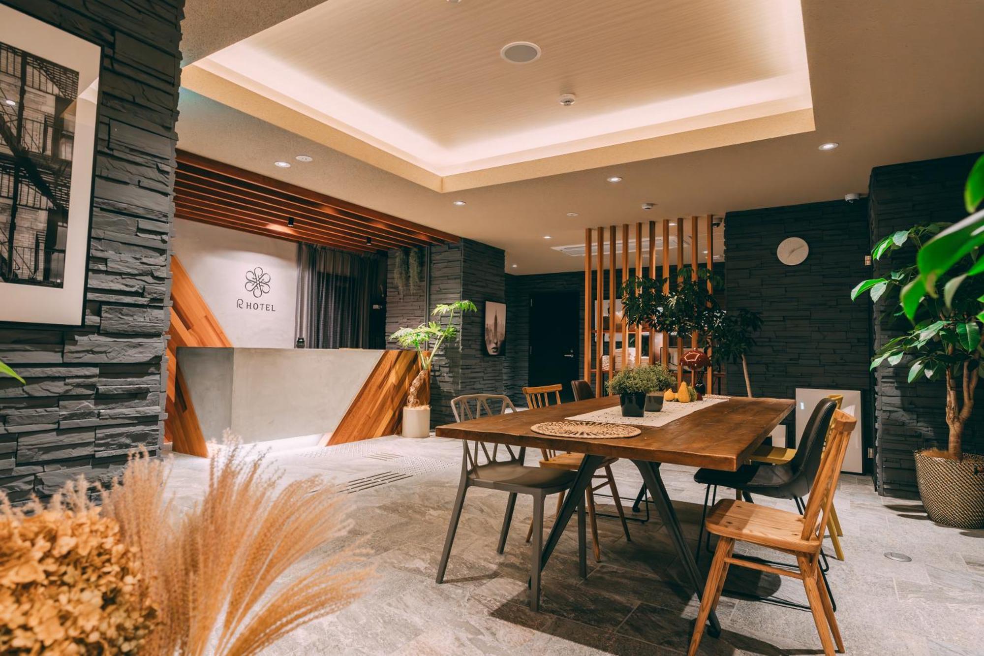 R Hotel Honmachi Osaka Ngoại thất bức ảnh